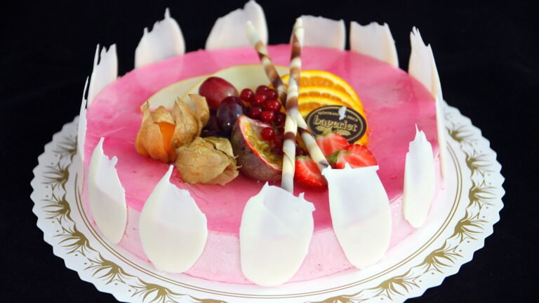 Hallonmousse
